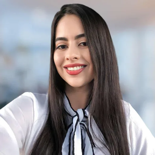 Foto da advogada trabalhista Laura Geovana Silva Aguiar